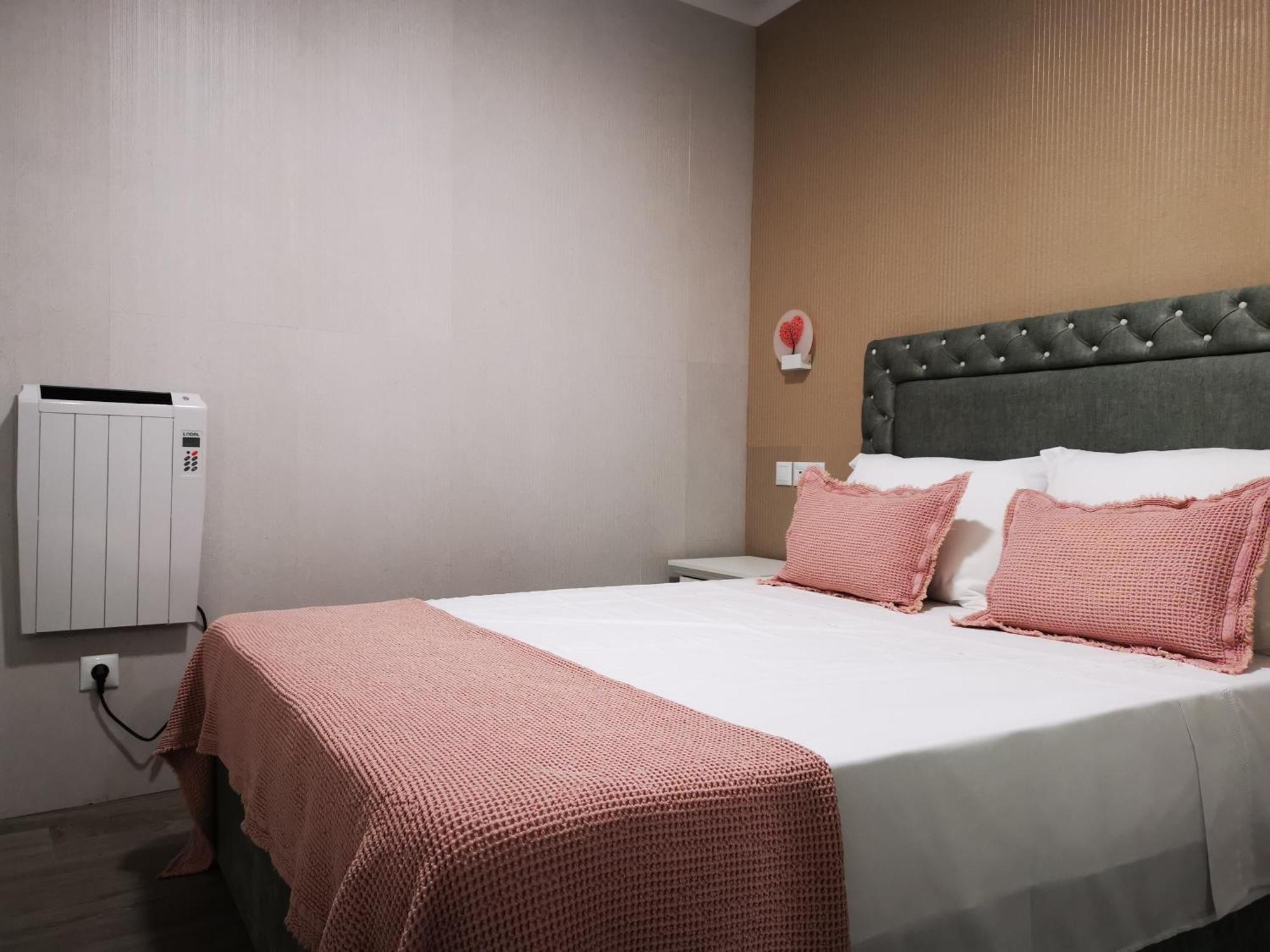 Apartamento Ms Campo Maior Exteriör bild